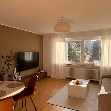 Διαμέρισμα Modern & Friendly With Balcony Near W-hbf *