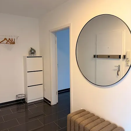 Modern & Friendly With Balcony Near W-hbf Διαμέρισμα