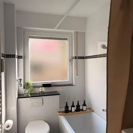Modern & Friendly With Balcony Near W-hbf Διαμέρισμα *